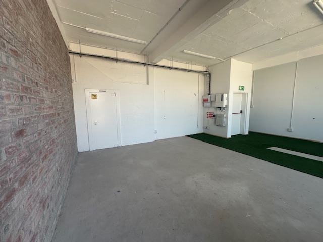 To Let commercial Property for Rent in Diep River Western Cape